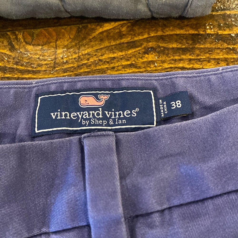 Men’s size 38 Vineyard Vines shorts.